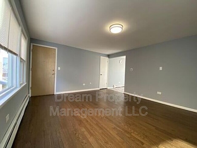 Building Photo - 3826 N Harlem Ave