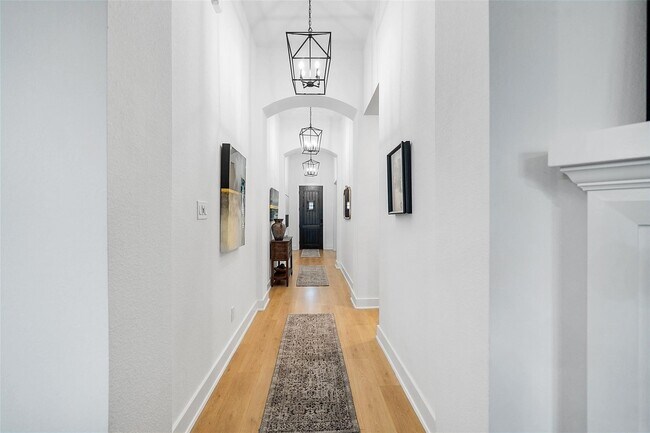 Building Photo - 15040 Berry Brk Dr