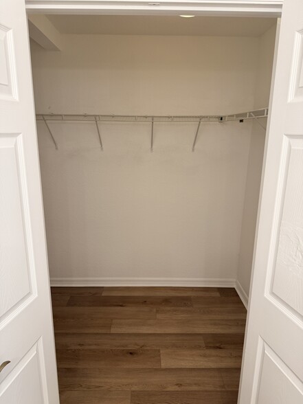 Building Photo - 3995 Almeida Ct