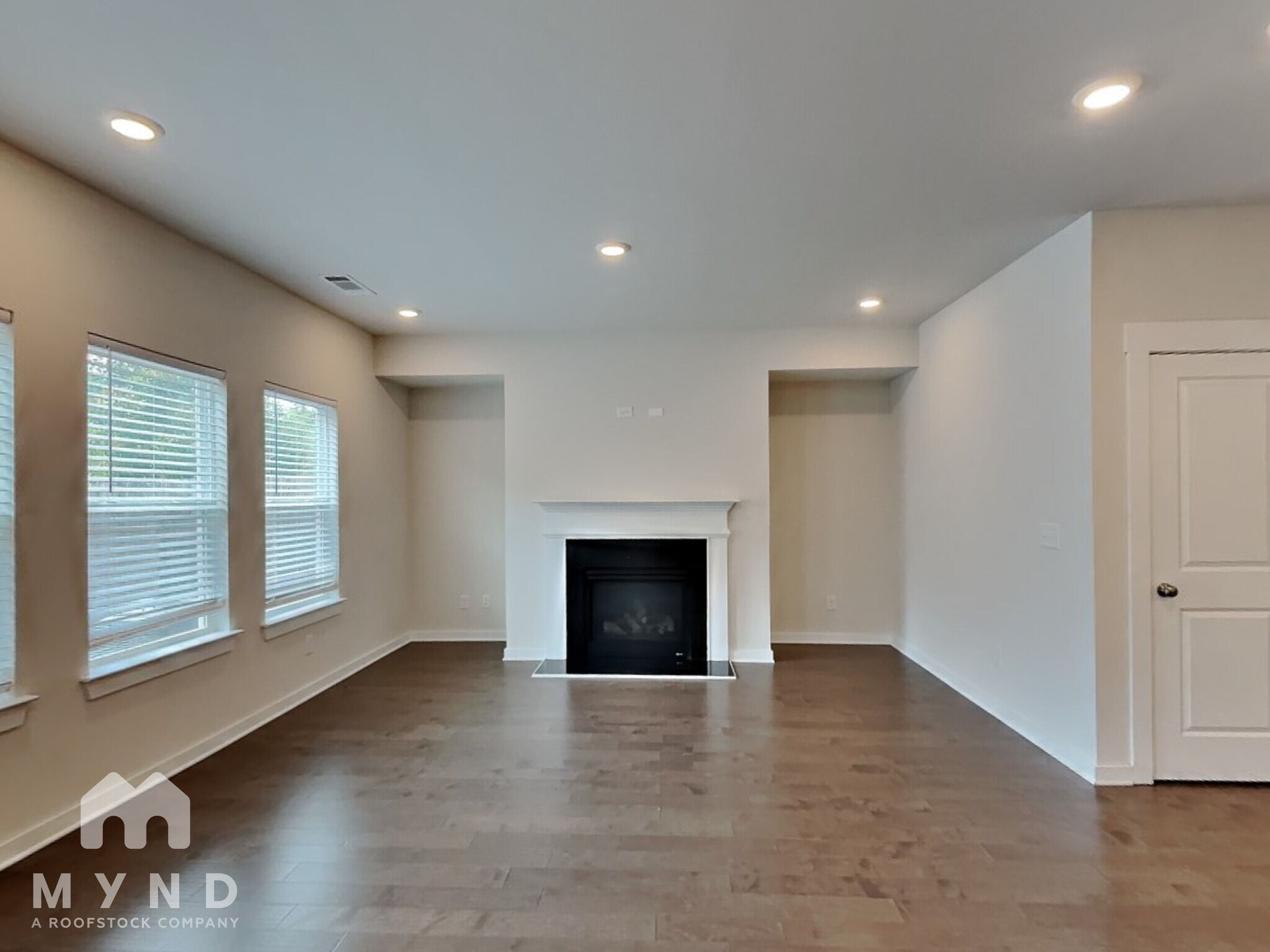 Building Photo - 3707 Gardenwick Rd