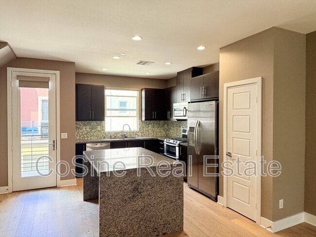 Building Photo - 7849 Inception Way