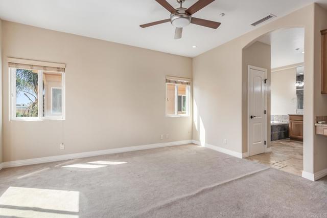 Building Photo - 4060 1st Ave.