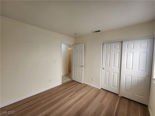 Building Photo - 1405 Iron Springs Dr