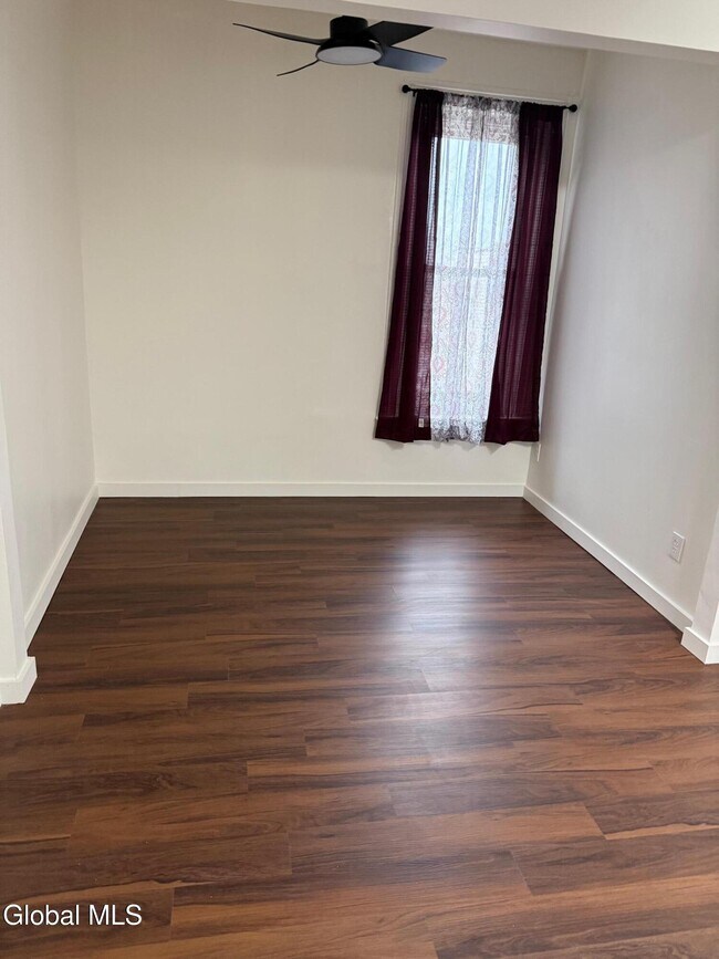 Building Photo - 8 Harrison Ave