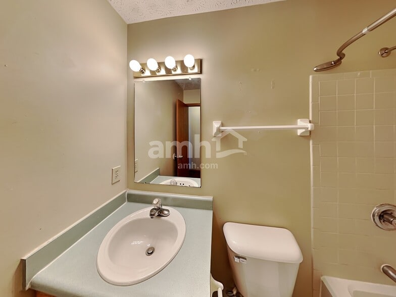 Building Photo - 4623 Windridge Ct
