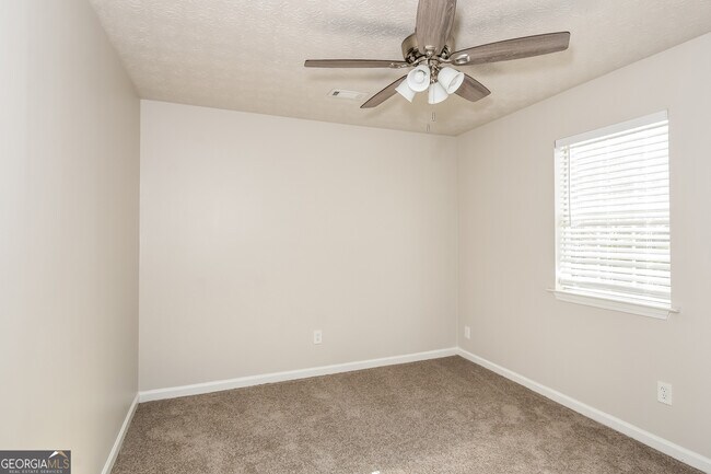 Building Photo - 105 Pemberton Pl
