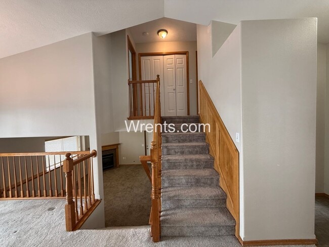 Building Photo - Beautiful 4 bed 3 bath Home!