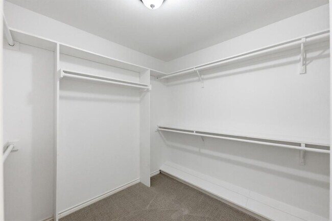 Building Photo - 205 Tellus St