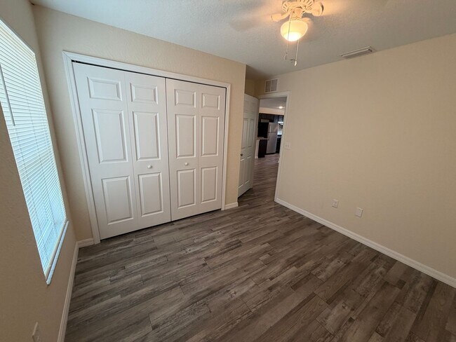 Building Photo - 8532 Juniper Rd