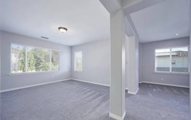 Building Photo - Fabulous 5 bed, 3 bath 2-story home in the Dos Vientos Community