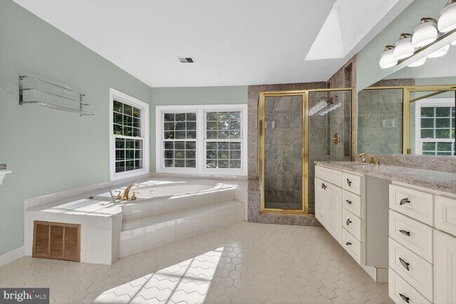 Building Photo - 12600 Maidens Bower Dr