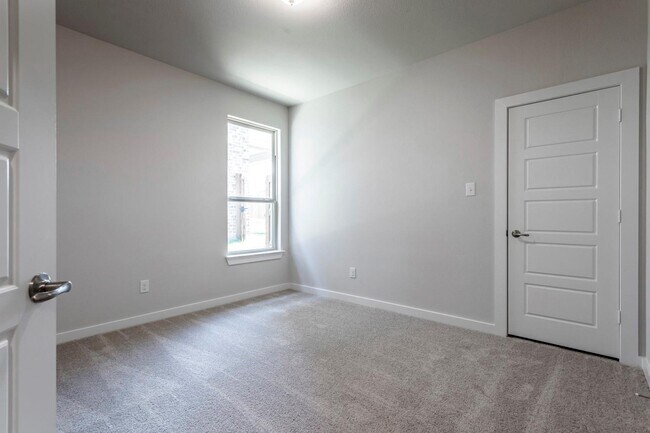 Building Photo - 14409 Spitfire Trail
