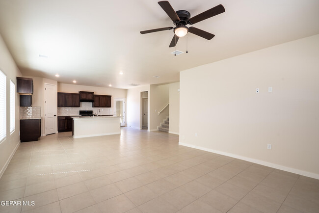 Building Photo - 11472 Van Nuys Dr