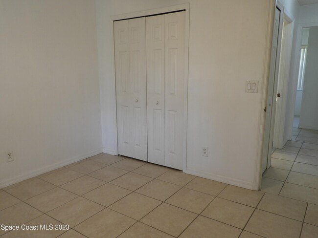 Building Photo - 1420 Denali St SE