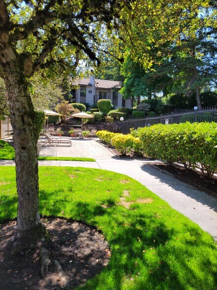 Grounds Near Pool - 10418 Northeast 32nd Place