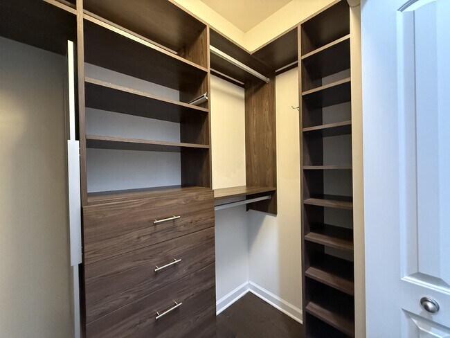 Building Photo - 5606 Arbor Chase Dr