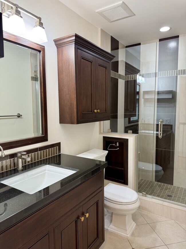 Building Photo - 16979 Roberts Rd