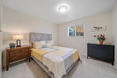 Building Photo - **FIRST MONTH FREE**!!  Immacutate, FULLY FURNISHED 2-Bed - 1 Bath Duplex with Garage & Fenced Ya...