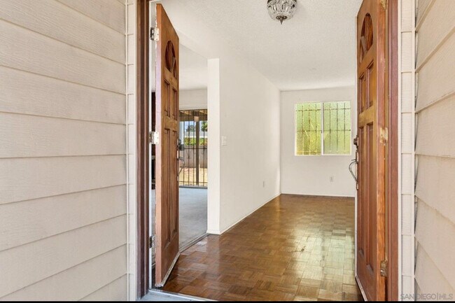 Building Photo - 4001 Conrad Ave