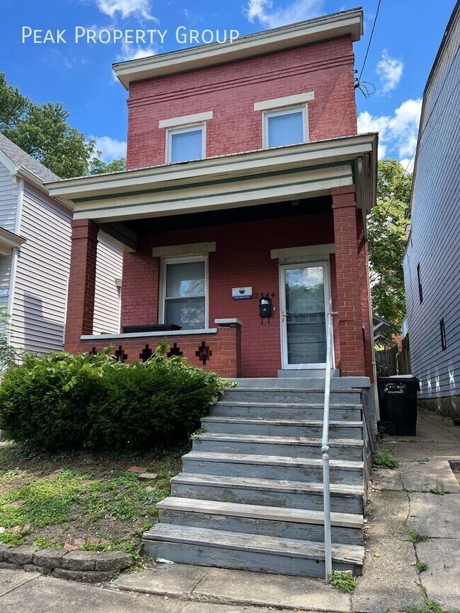 Primary Photo - 2544 Vestry Ave