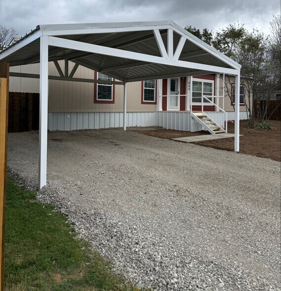 Building Photo - 602 SW 21st St