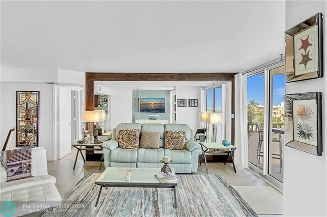 Building Photo - 525 N Ocean Blvd