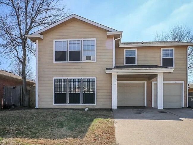 Primary Photo - 4-bedroom home!