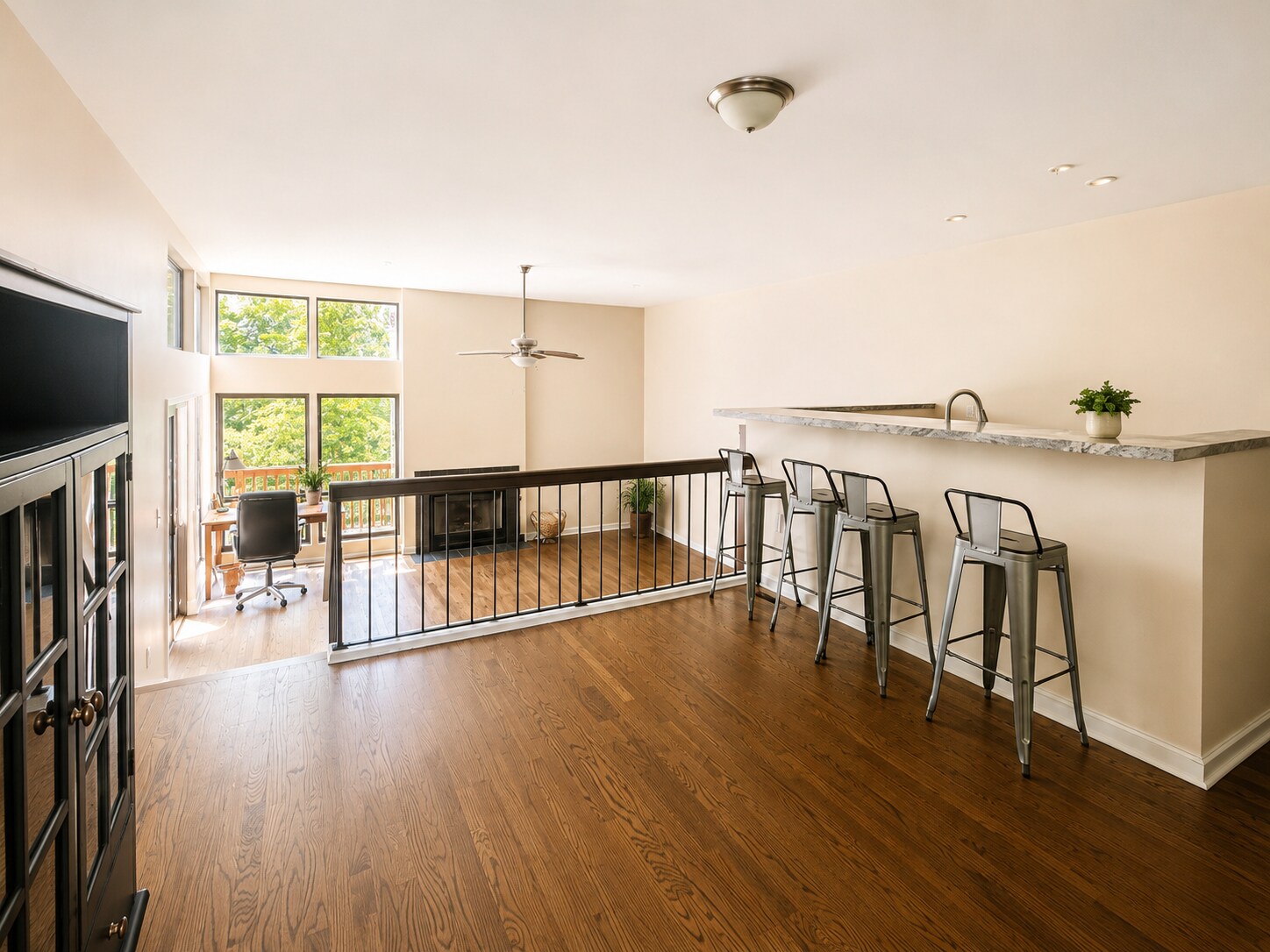 Building Photo - 9477 S Pointe Lasalles Dr