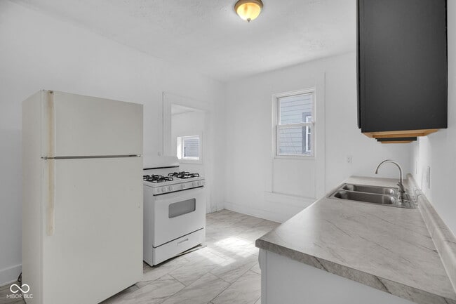 Building Photo - 2619 Guilford Ave