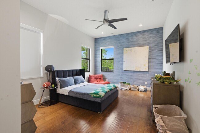 Building Photo - 17101 Magnolia Estates Dr