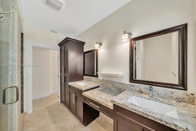Building Photo - 4920 SW 170th Ave