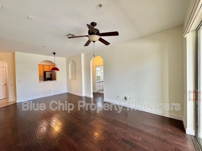 Building Photo - 6402 Cava Alta Dr