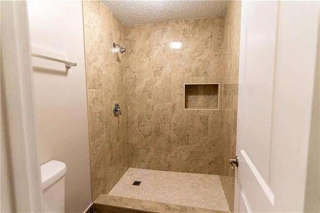 Building Photo - 3562 Bryant Ln