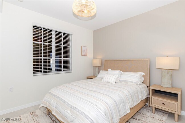 Building Photo - 5527 Double Eagle Cir