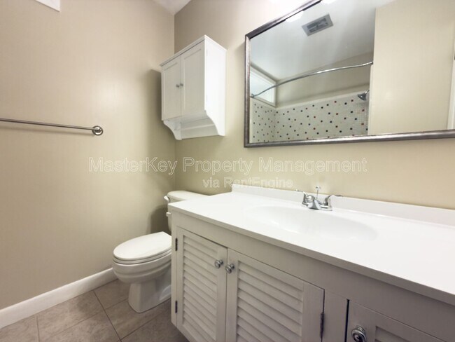 Building Photo - 5317 Coronado Dr