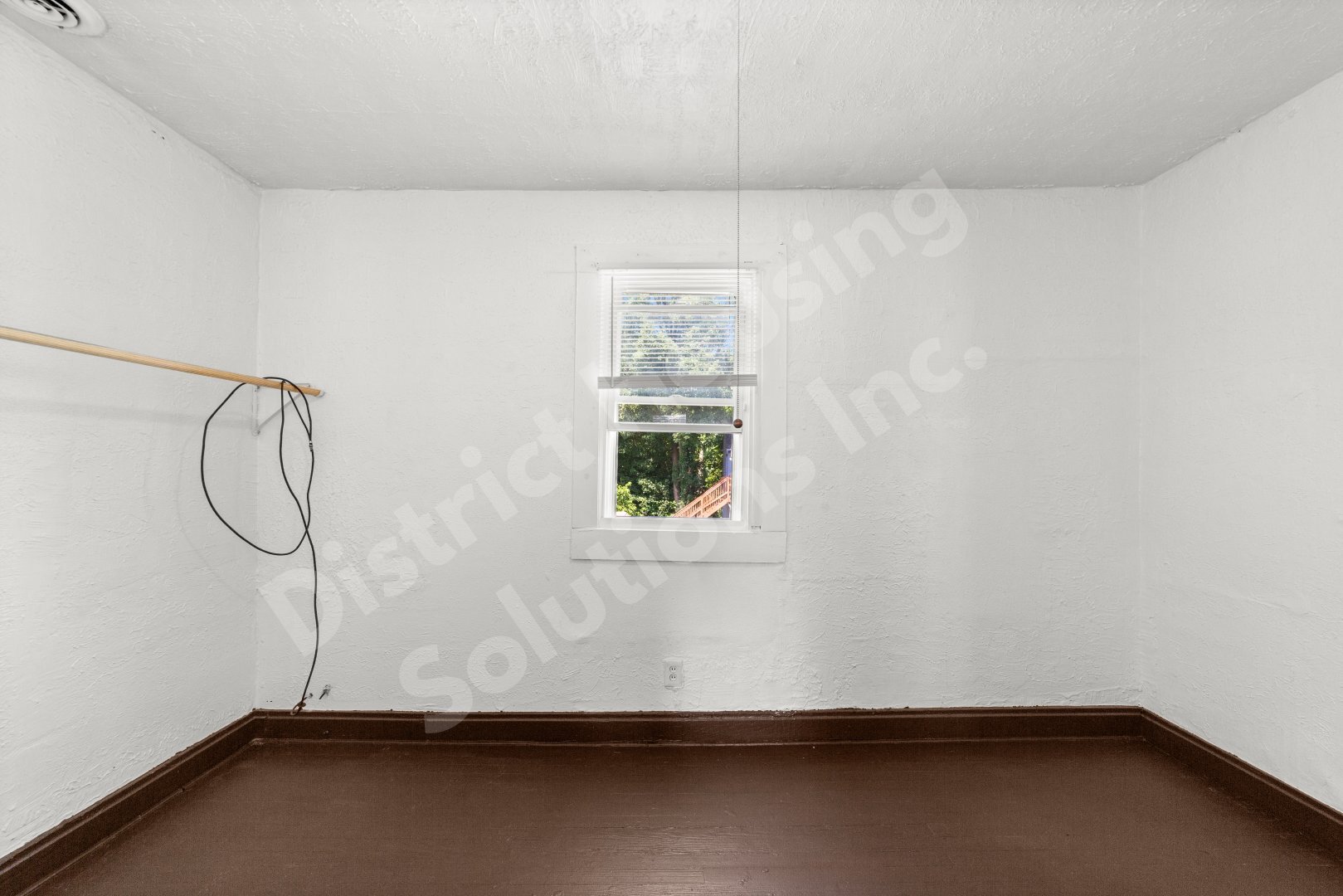 Building Photo - 8302 Sowinski Ave