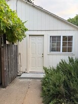 Building Photo - 421 8th St