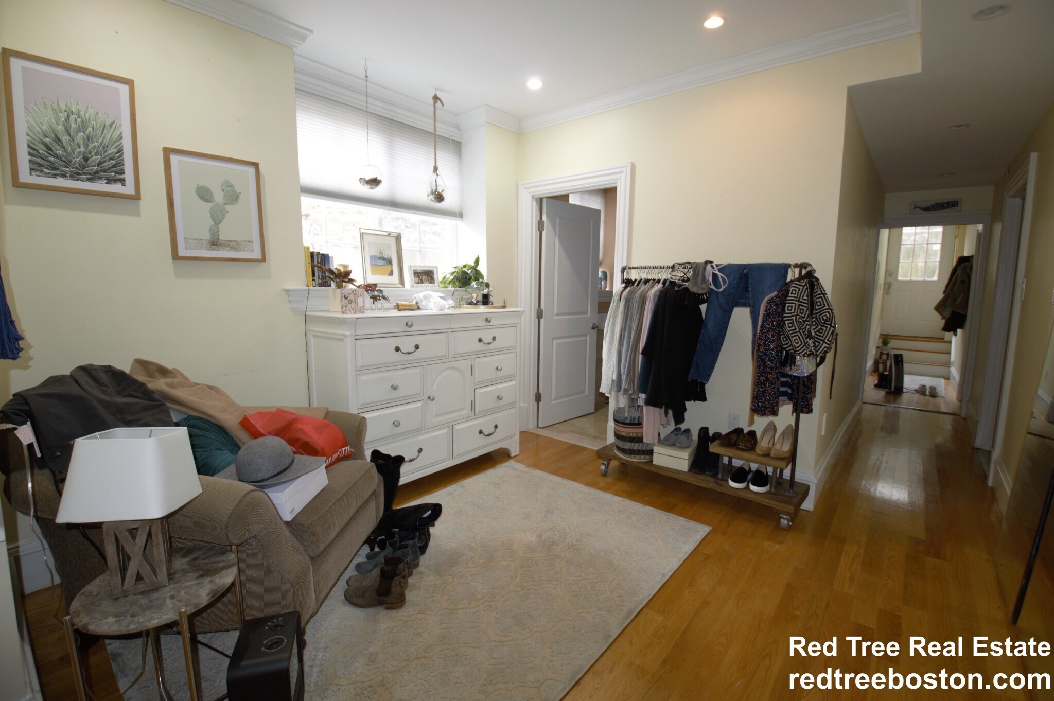 Building Photo - 55 Hobart St