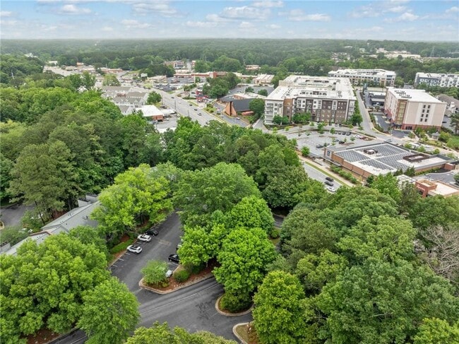 Building Photo - 113 Tuxworth Cir