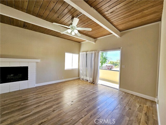 Building Photo - 350 Loma Terrace