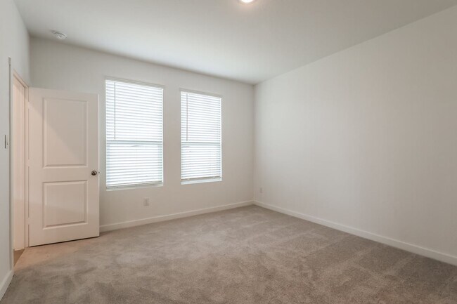 Building Photo - 11515 Cedar Cl