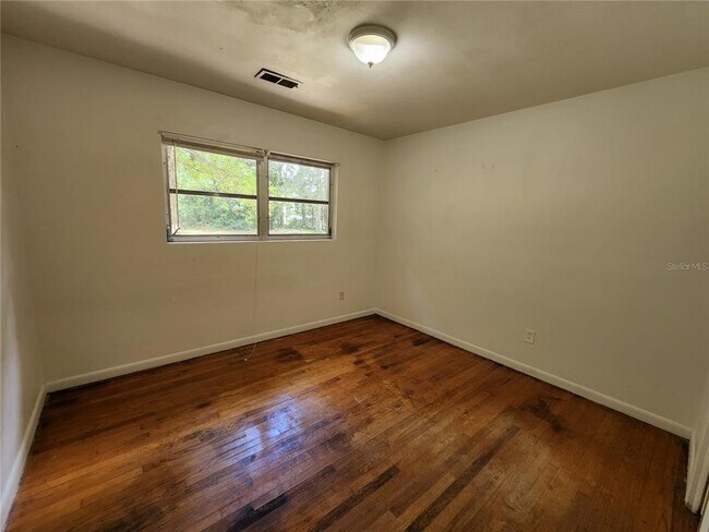 Building Photo - 4421 Newberry Rd