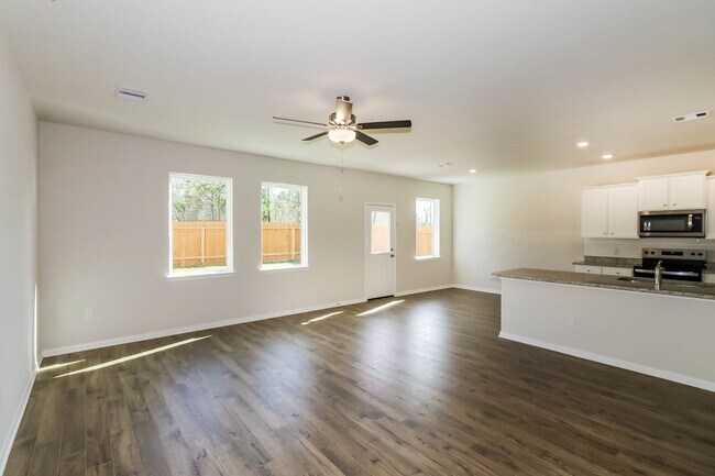 Building Photo - 8206 Sunberry Shadow Dr