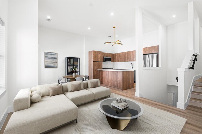 Building Photo - 112 Tolima Dove St