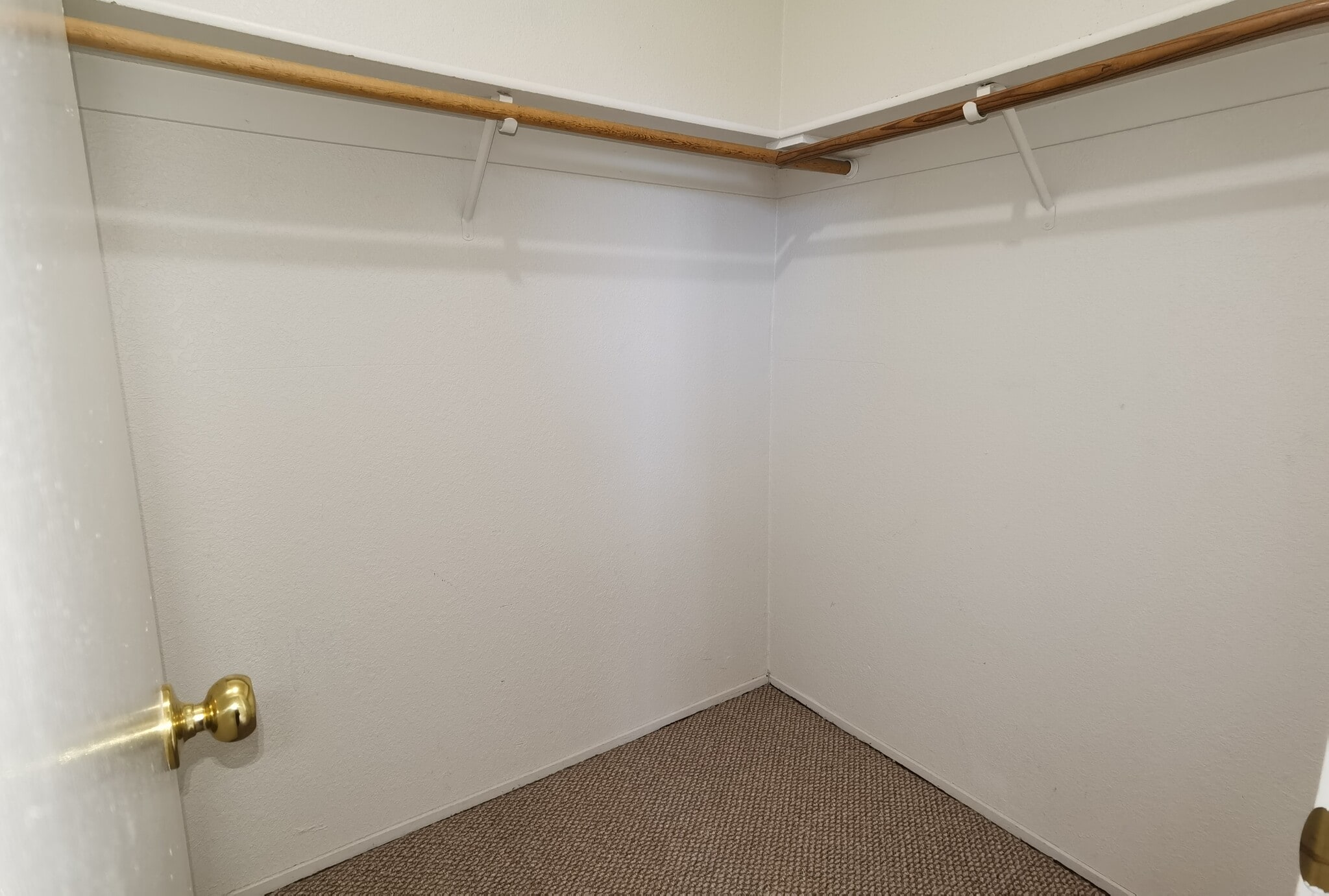Closet - 396 S 11th St
