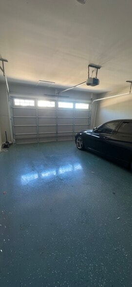 Building Photo - 5524 Bent Grass Way