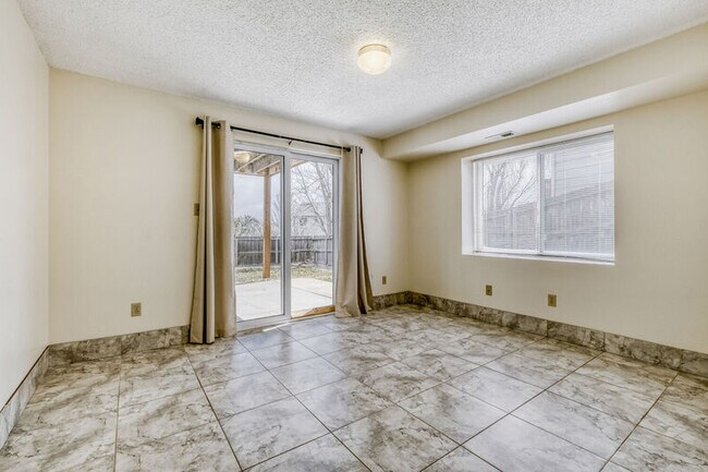 Building Photo - 6185 Wheatgrass Dr