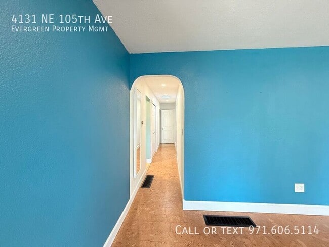 Building Photo - 4131 NE 105th Ave