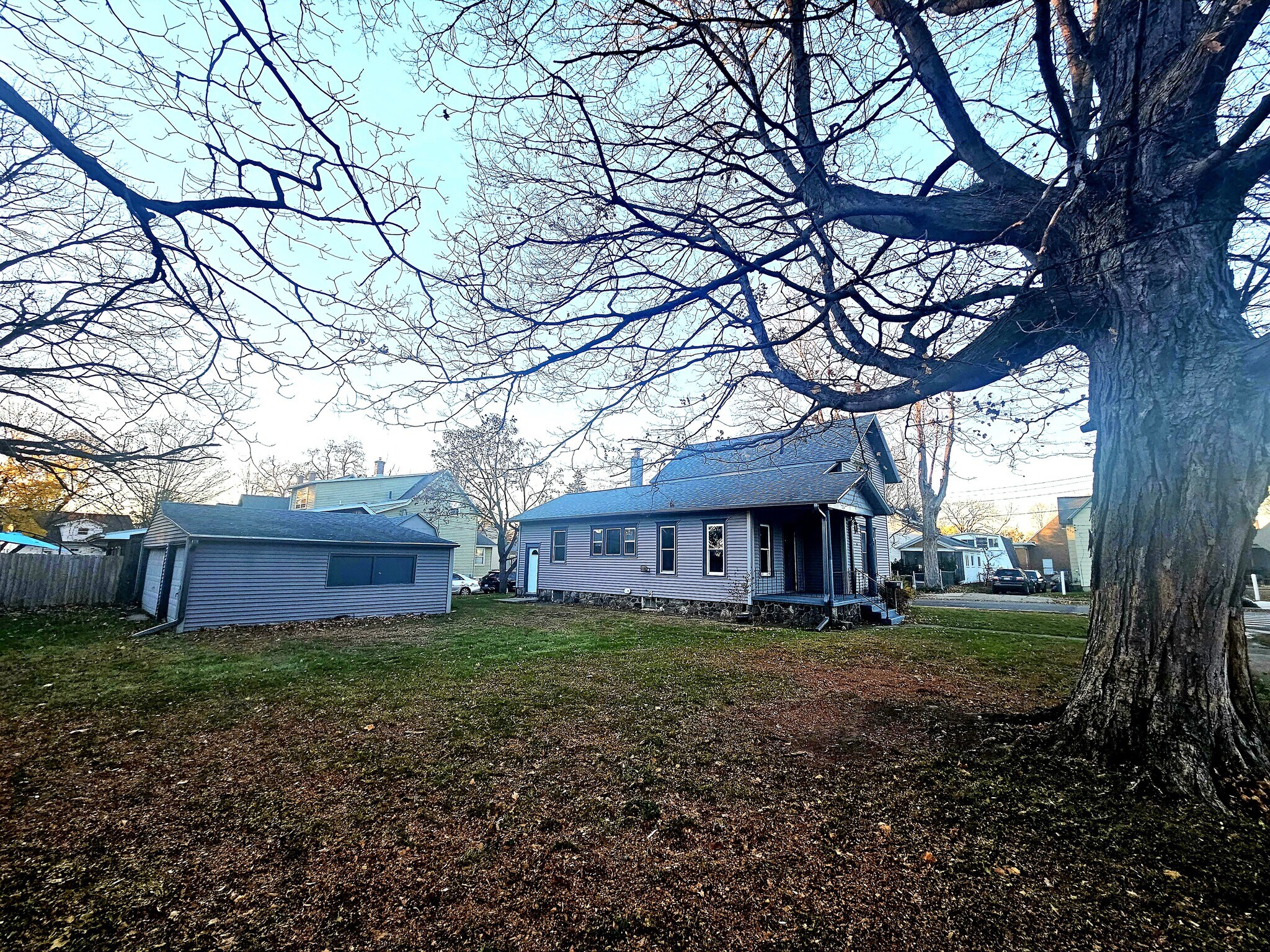 Building Photo - 37 Convis St