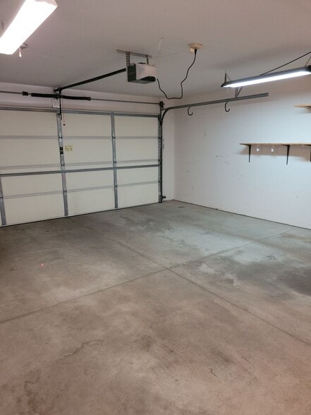 Building Photo - 1563 Gunston Dr